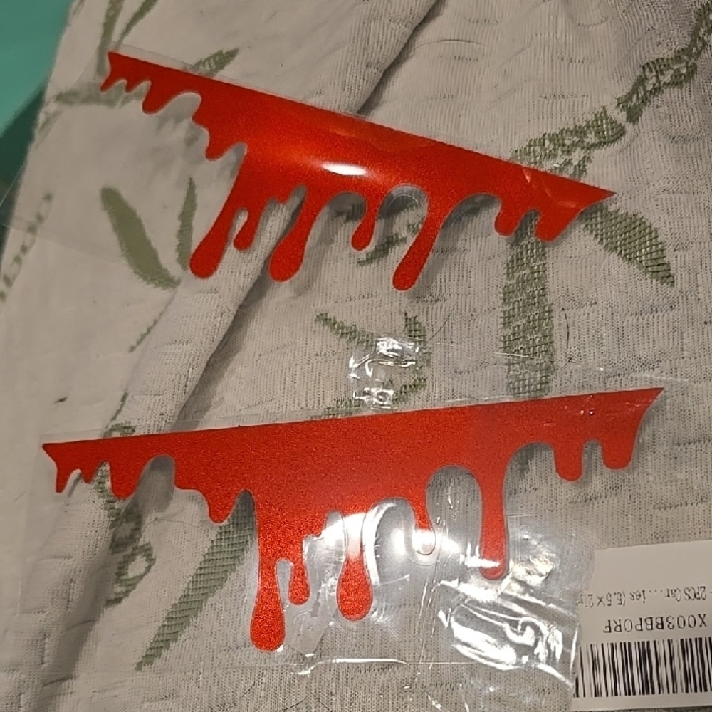 ❤️10/$16 New 2 Pack Red Blood Drip Decal Stickers For Diy Crafts Travel Mugs